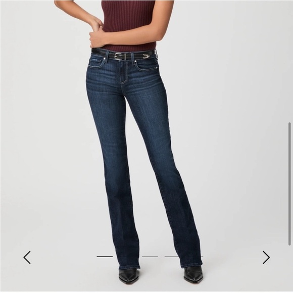 Paige manhattan mid rise luxuriously soft flawless fit slim boot jeans. Size 26 - Picture 3 of 13